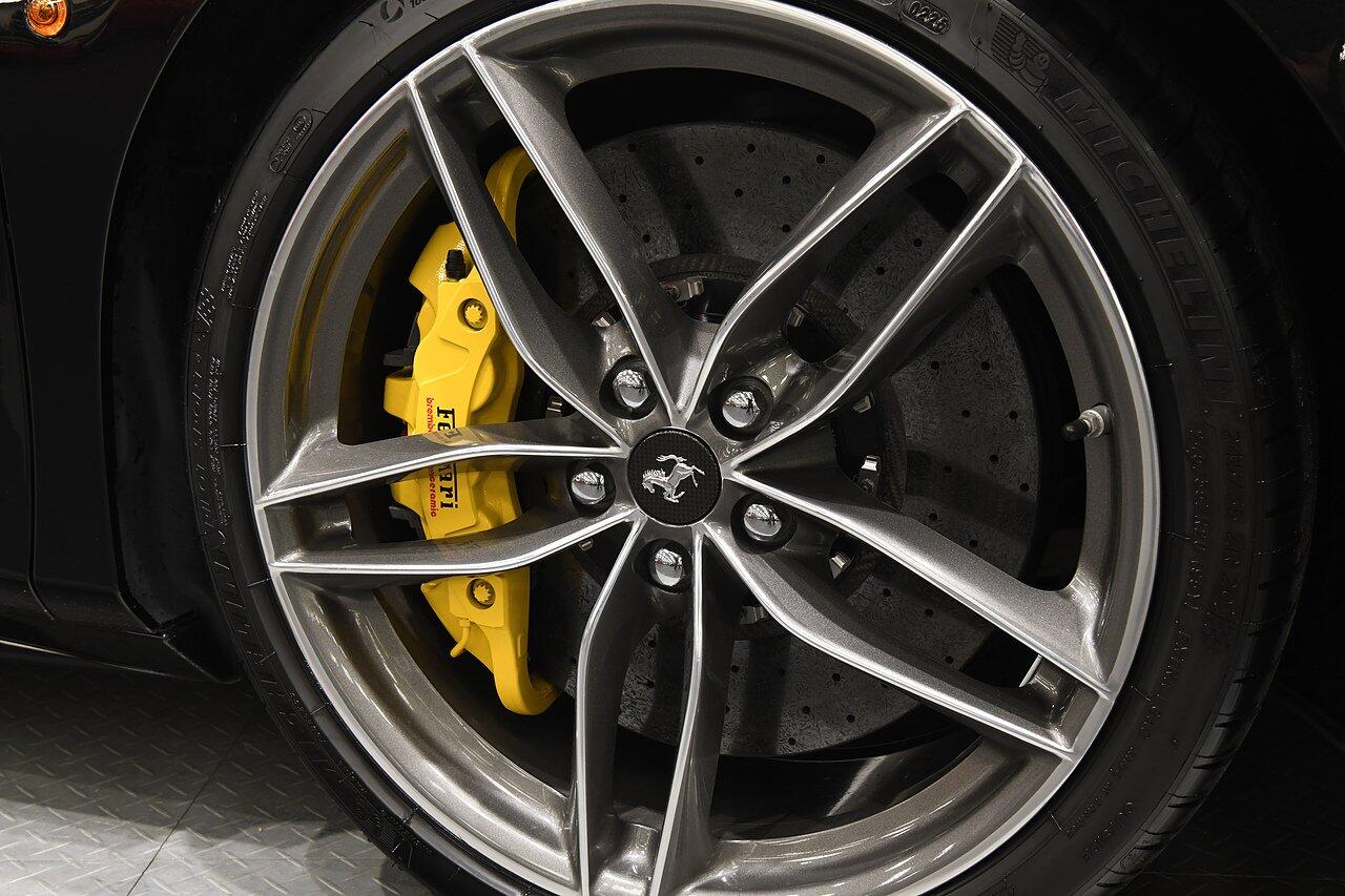 Ferrari 488 view 52