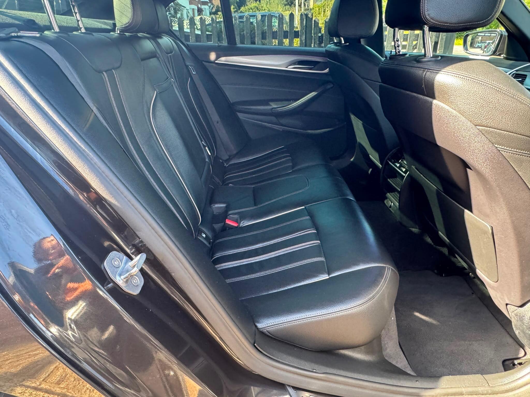 BMW 5 Series view 5