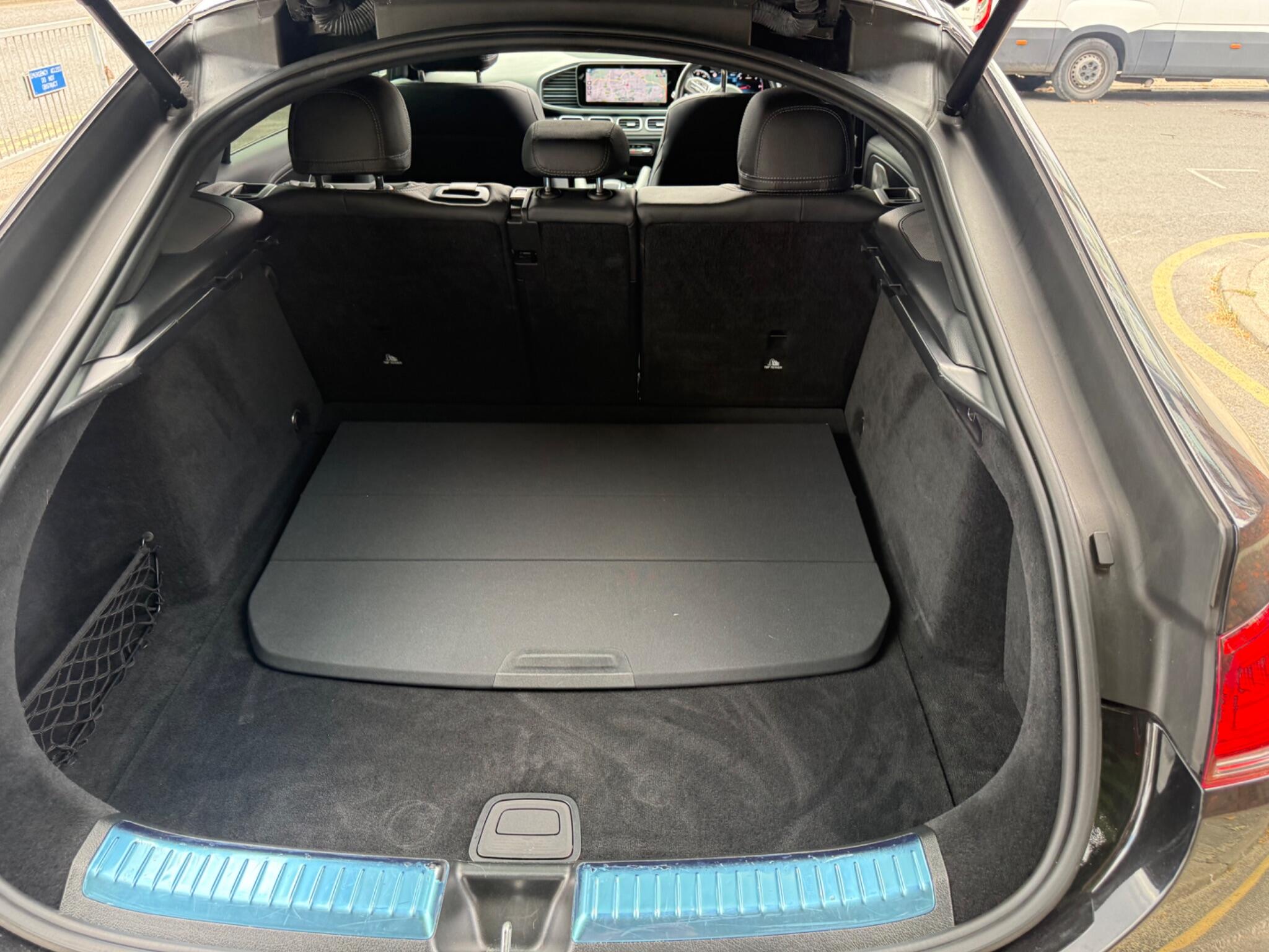 Mercedes-Benz Gle view 28