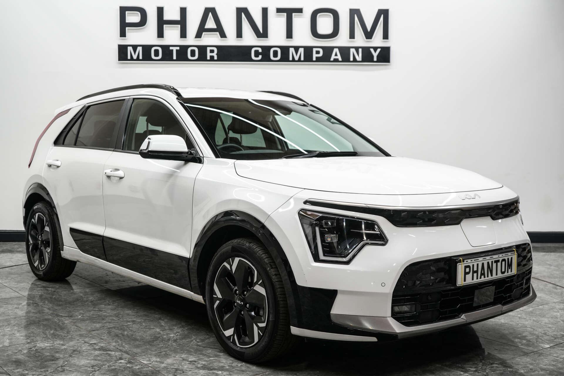 2023 Kia Niro in White for sale