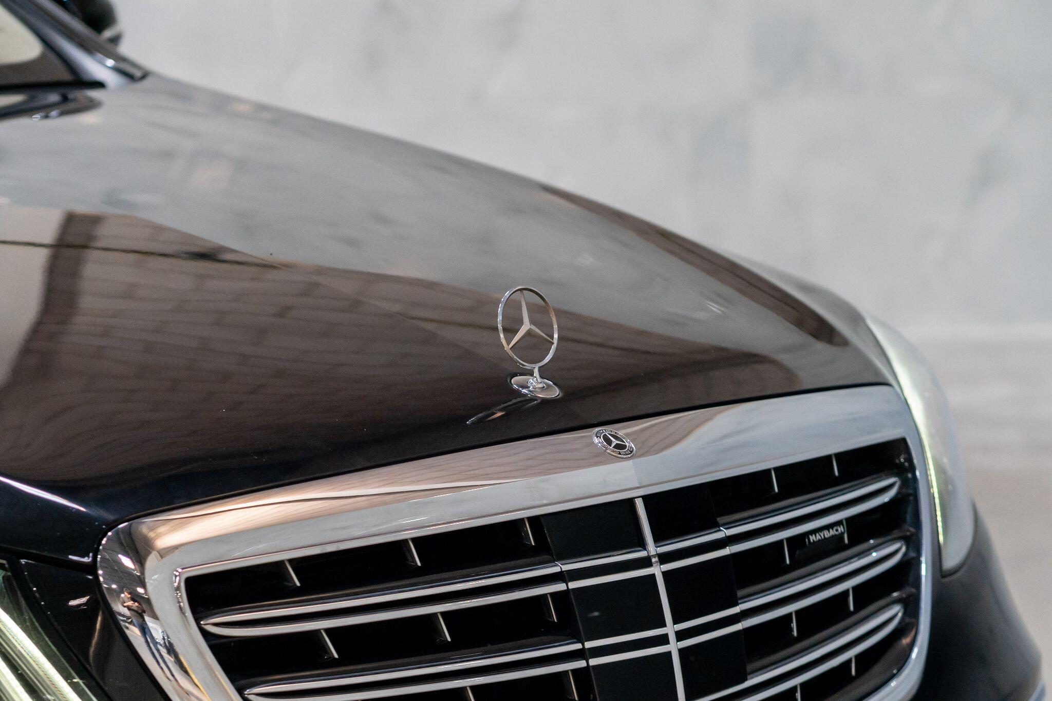 Mercedes-Benz S-Class view 49