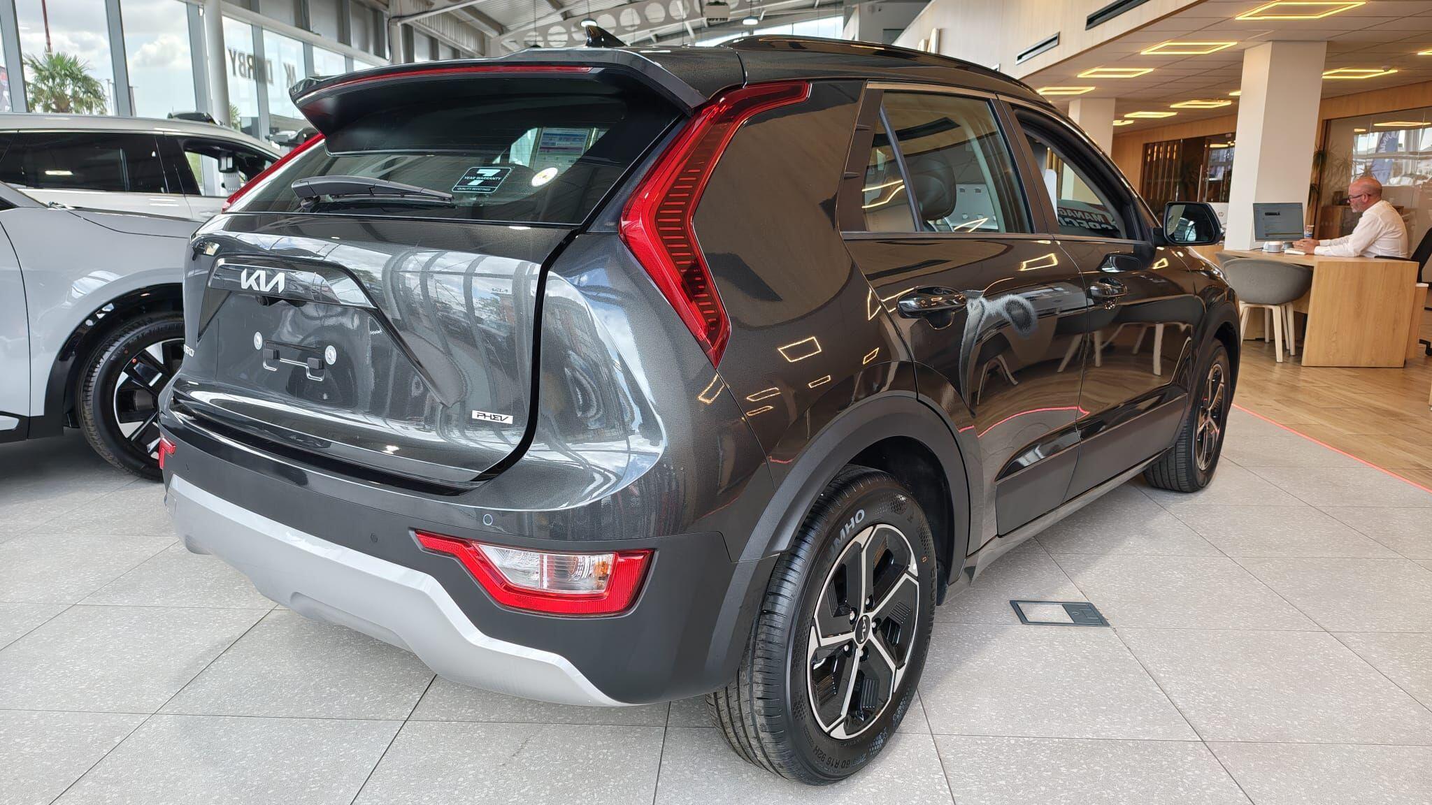 Kia Niro view 4