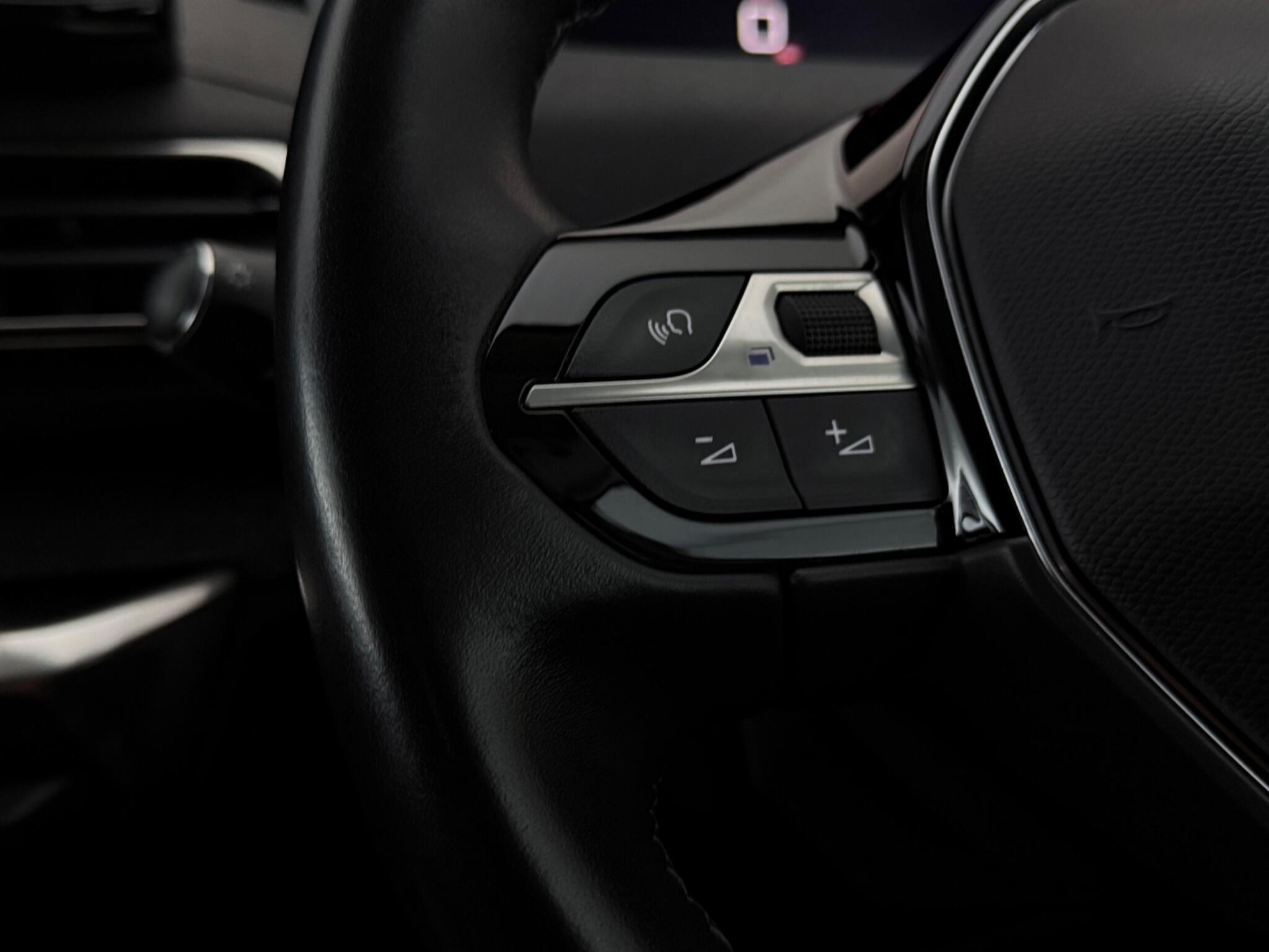 Peugeot 5008 view 14