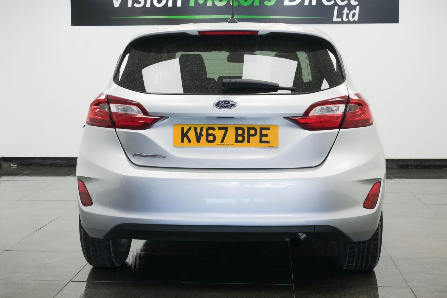 Ford Fiesta view 3