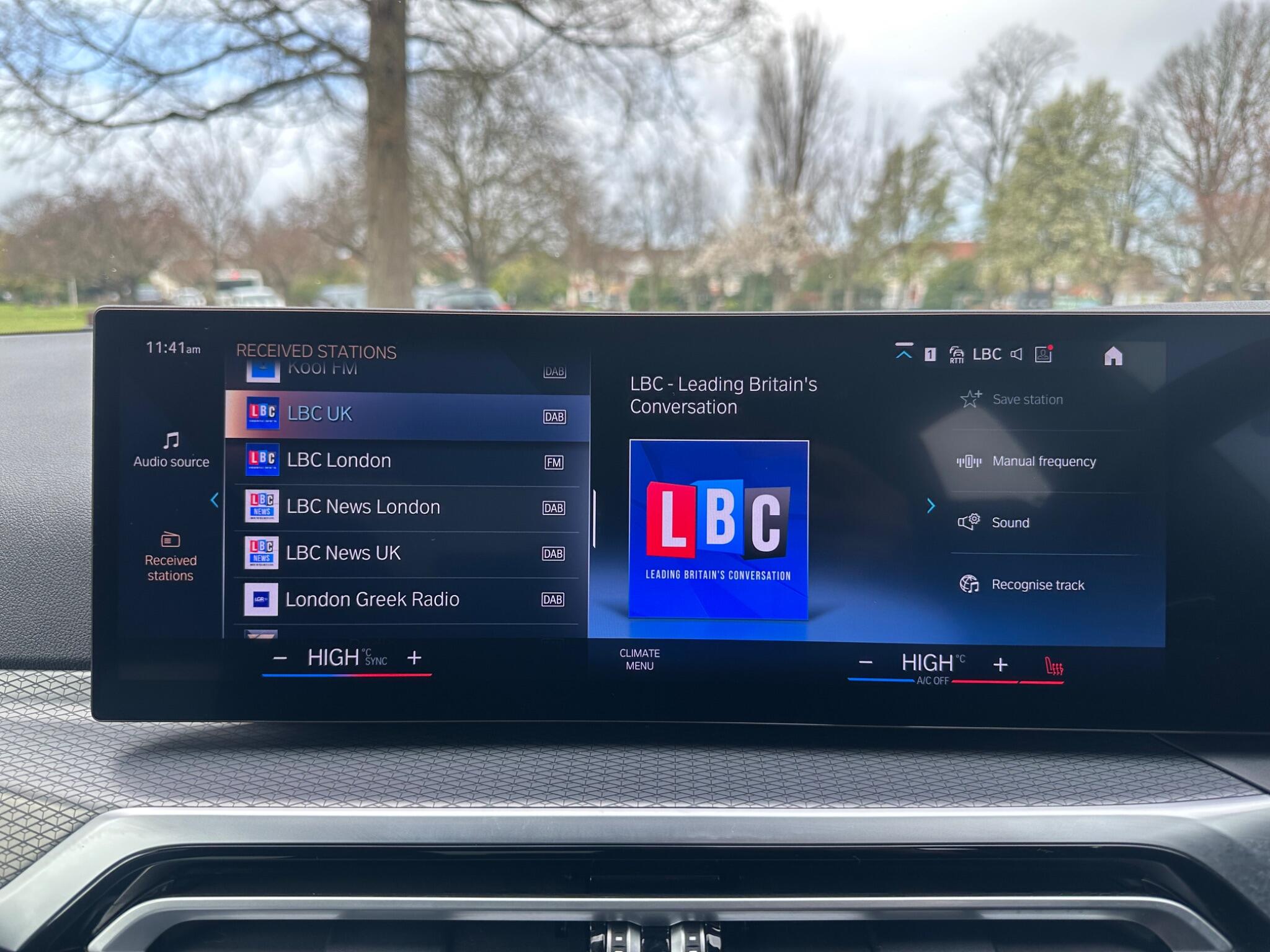 BMW 3 Series view 23