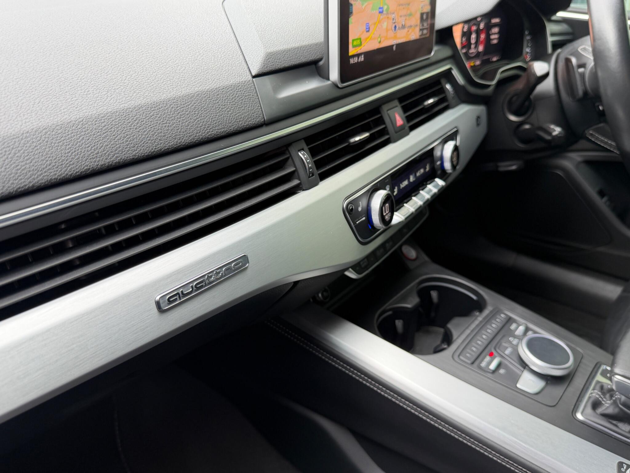 Audi S5 view 33