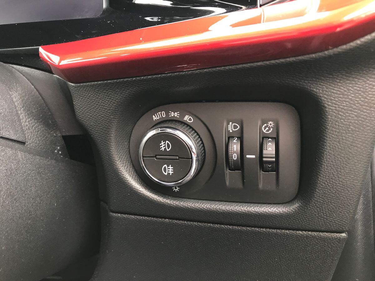 Vauxhall Mokka view 25