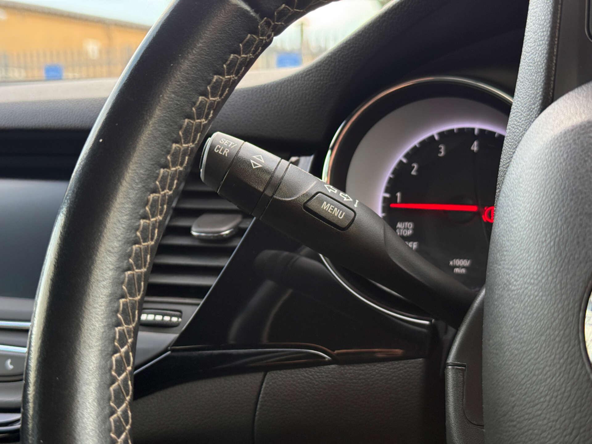 Vauxhall Astra view 49