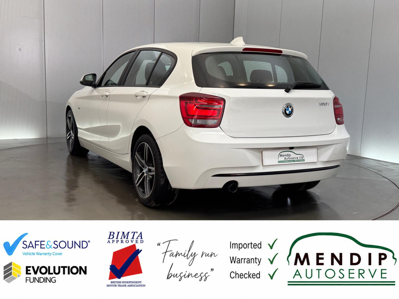 BMW 1 Series view 14