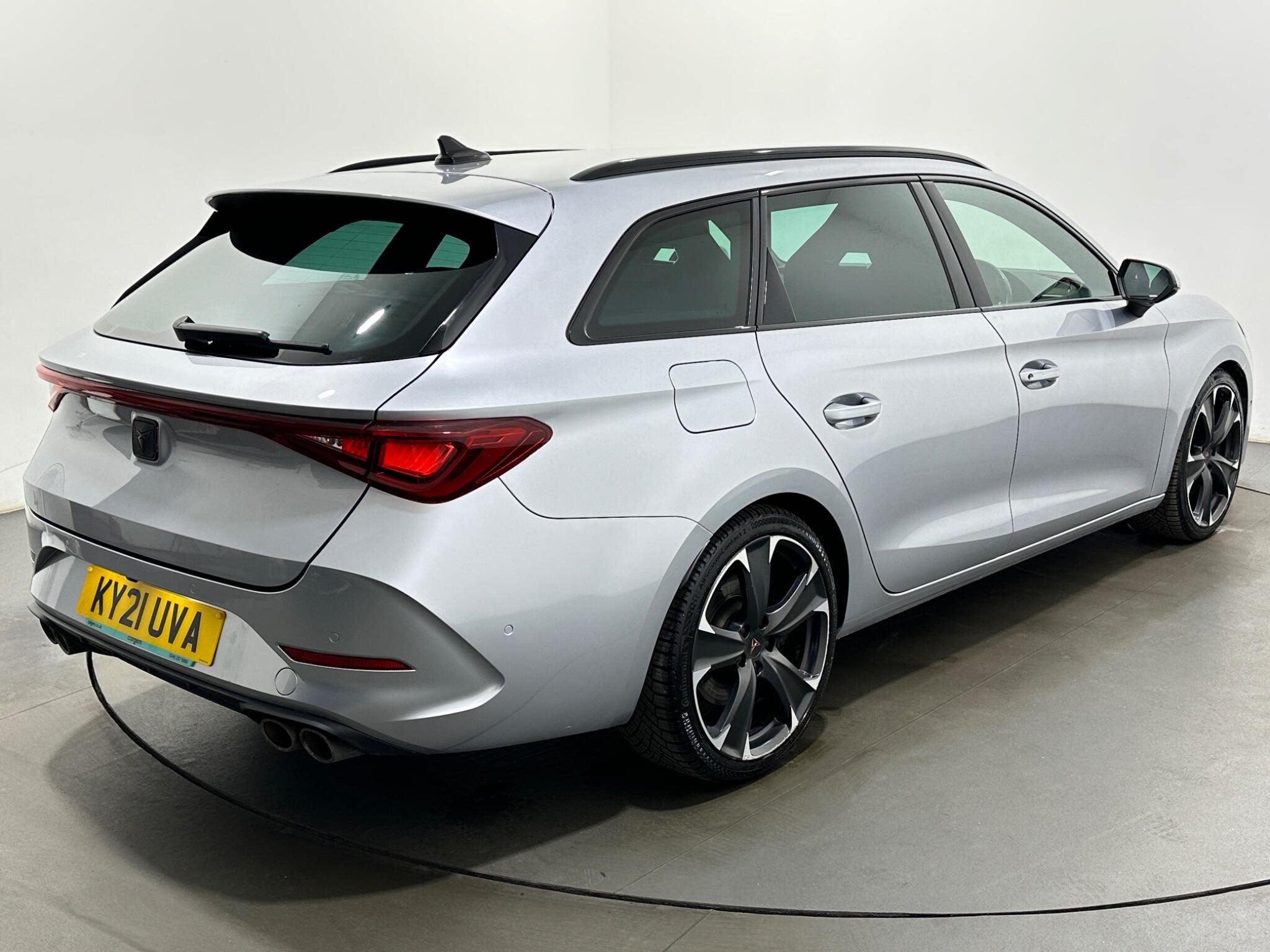 Cupra Leon view 51