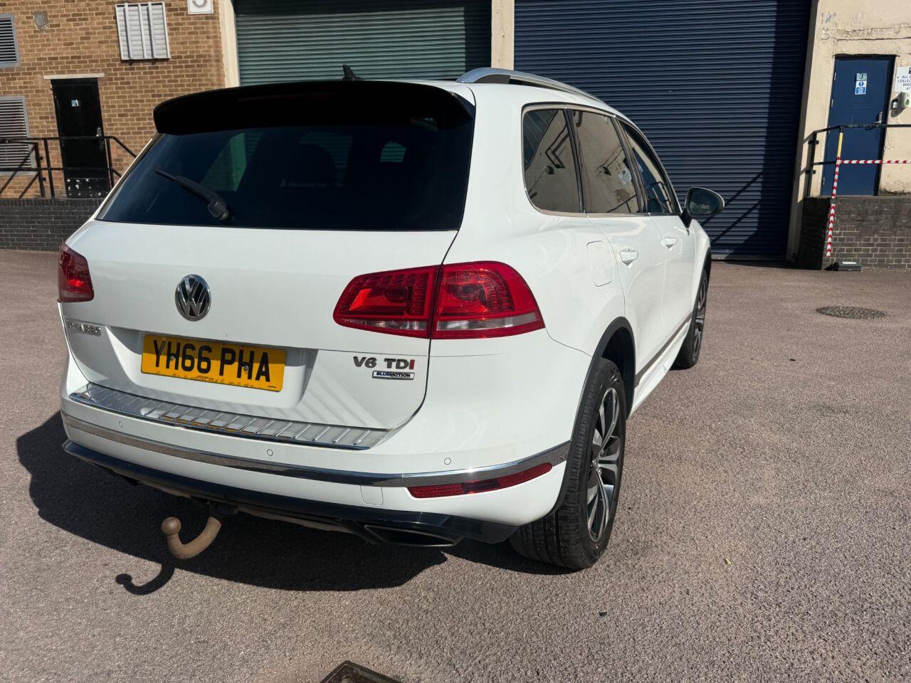 Volkswagen Touareg view 59