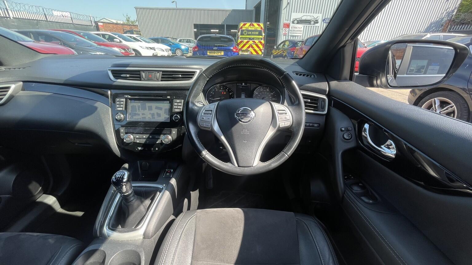 Nissan Qashqai view 28