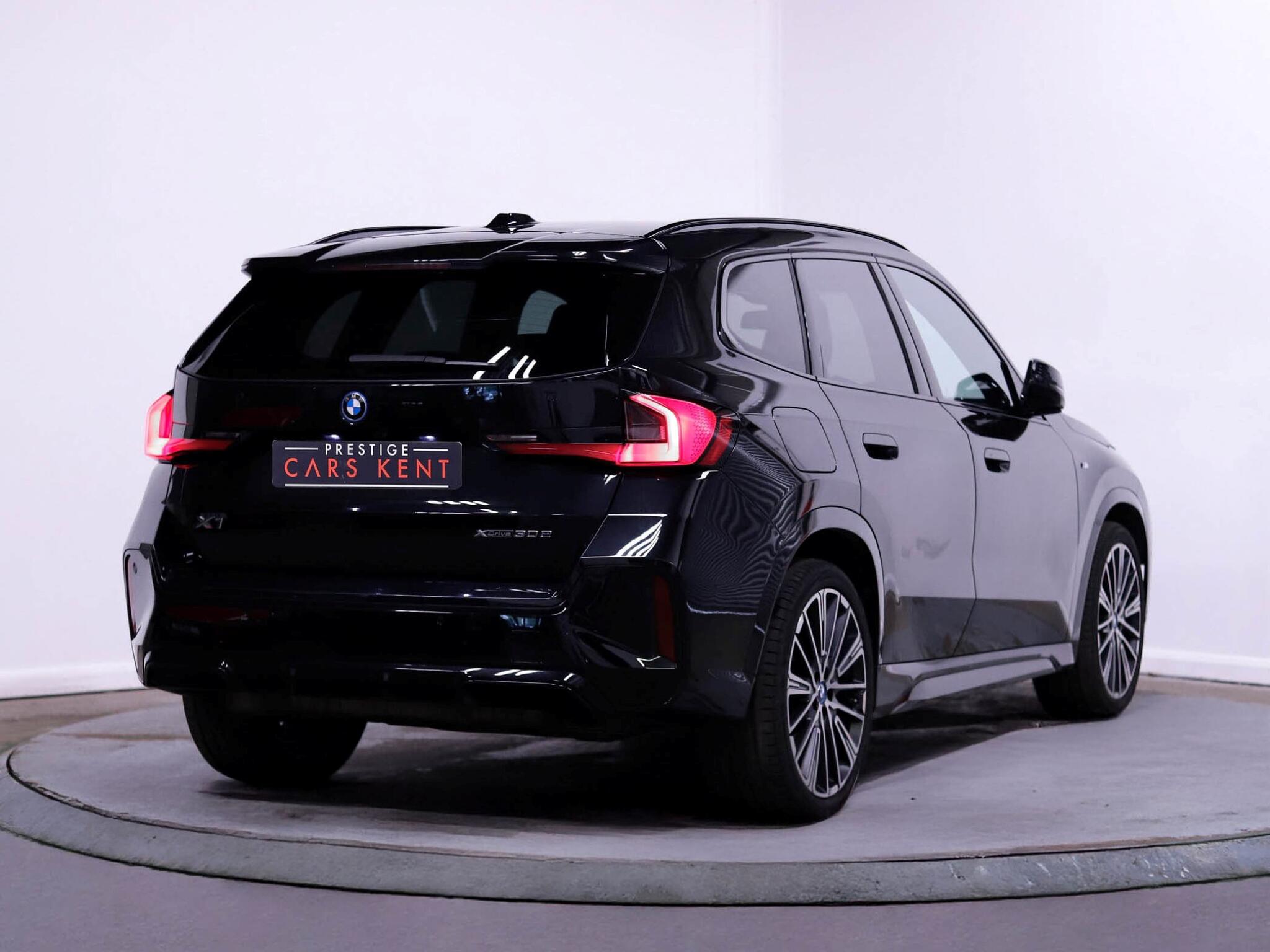 BMW X1 view 9