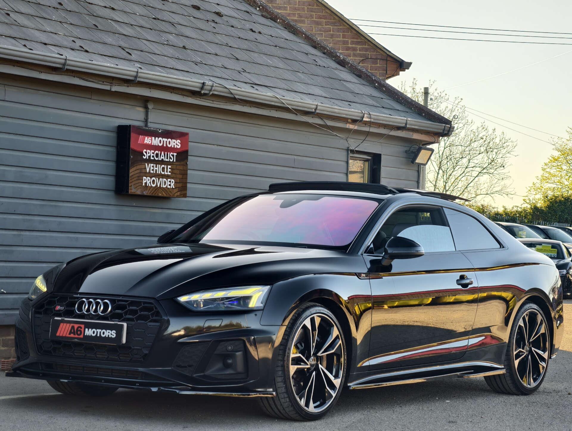 Audi S5 view 10