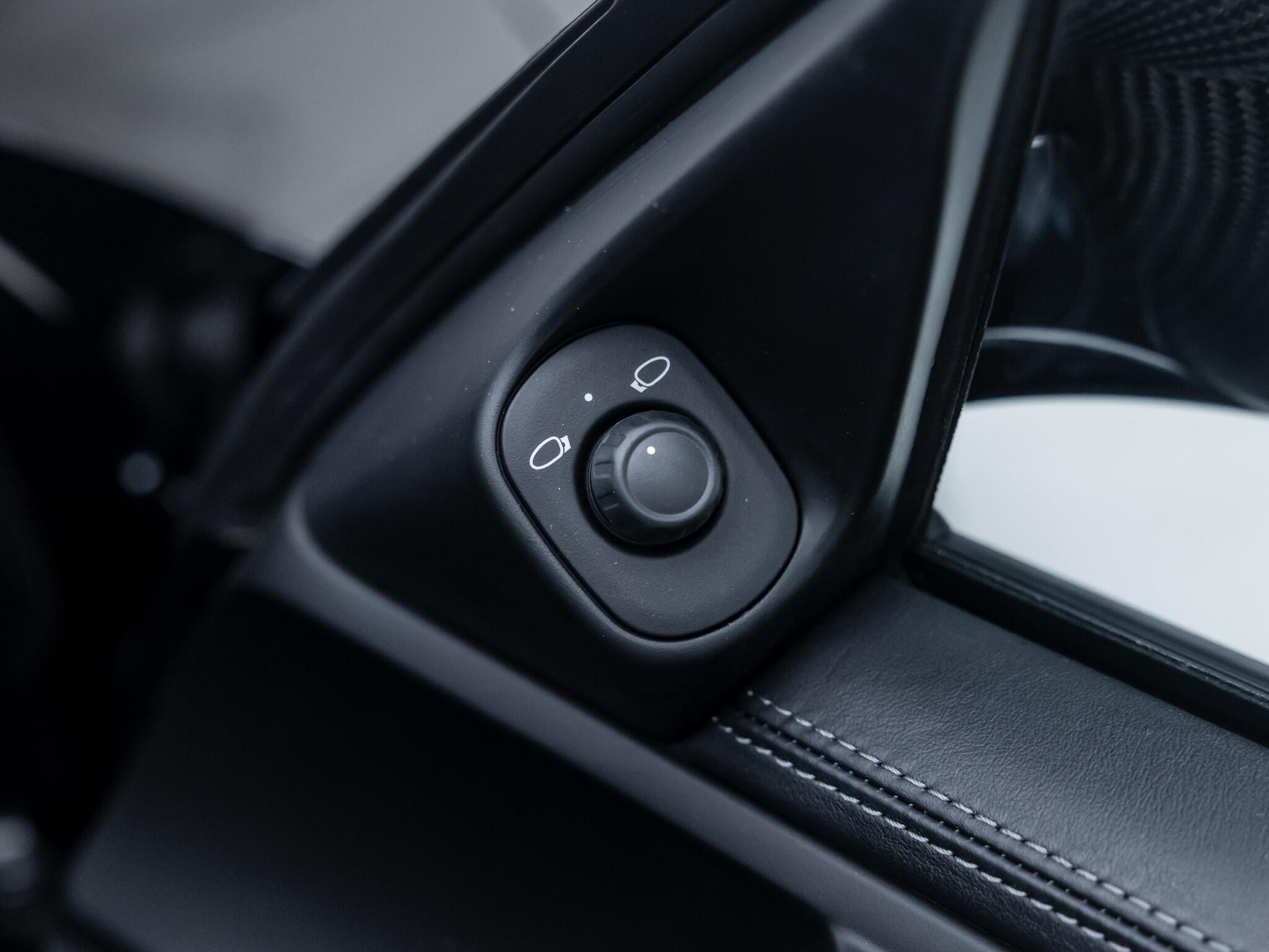 Porsche 911 view 58