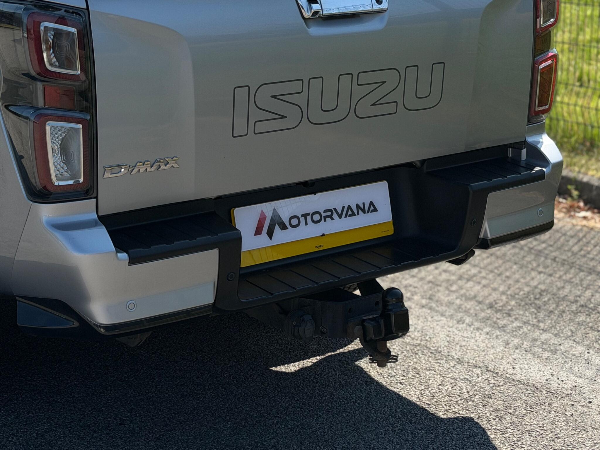 Isuzu D-Max view 38