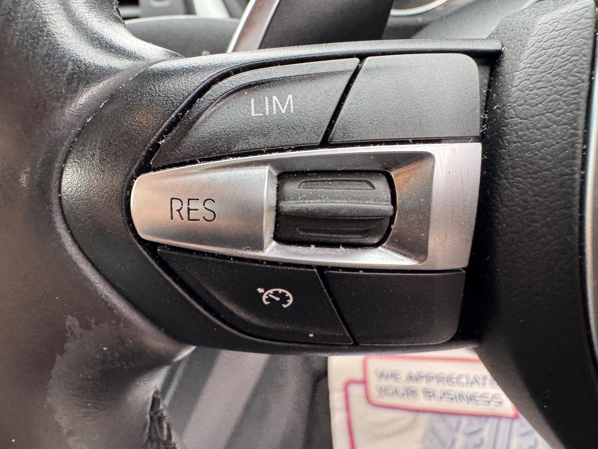 BMW 4 Series view 18