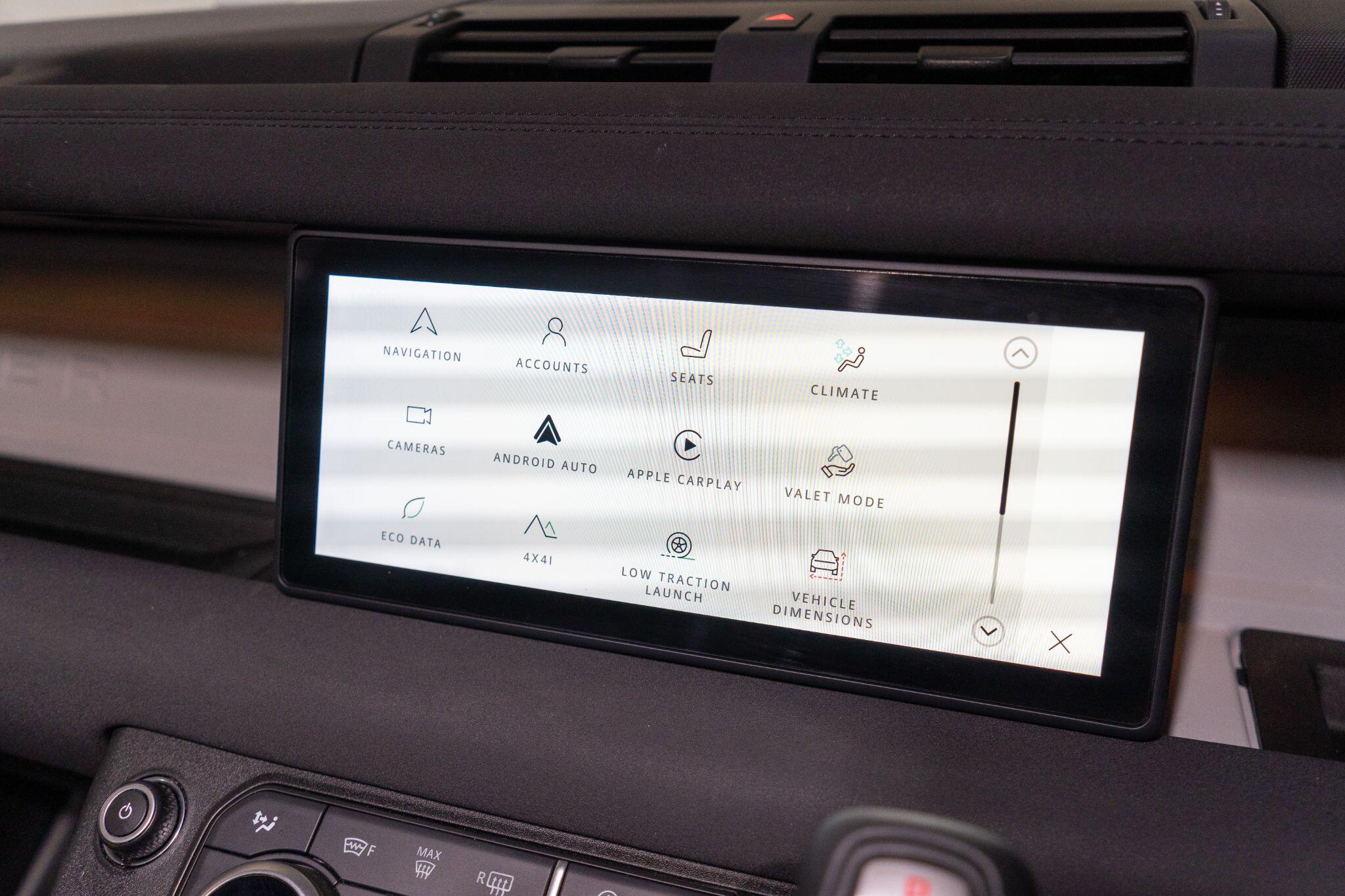 Land Rover Defender view 23