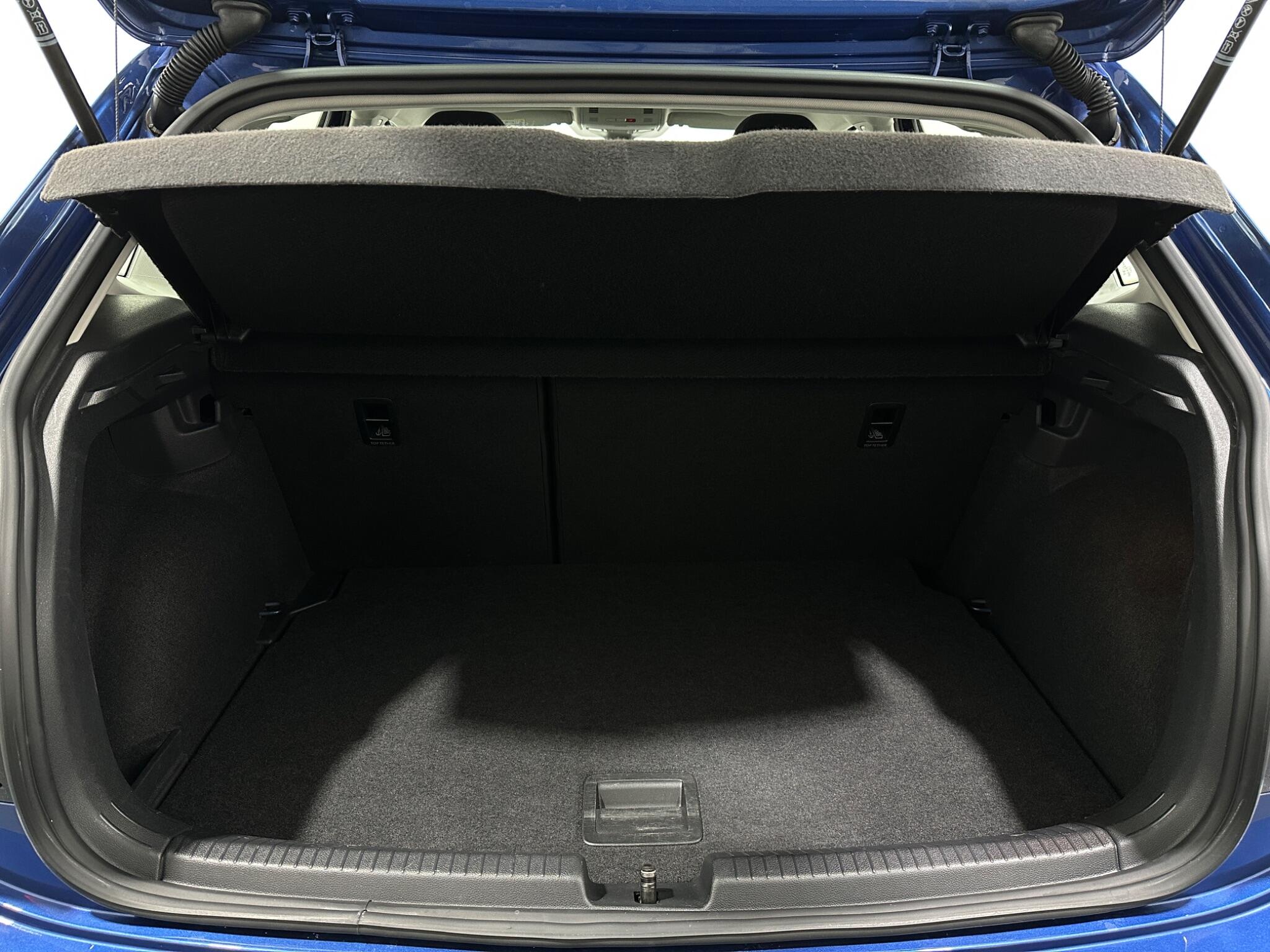 Volkswagen Polo view 47