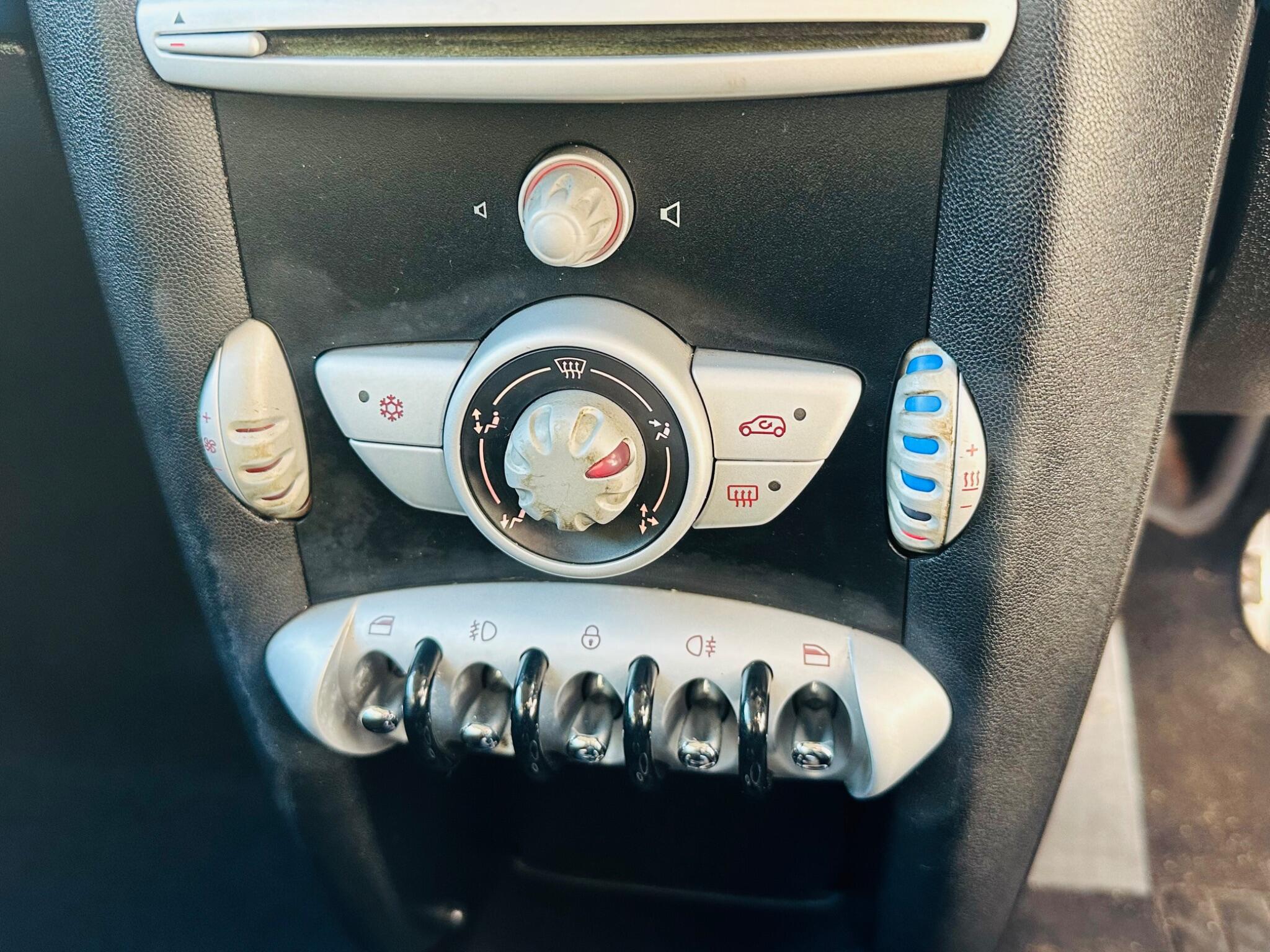 Mini Clubman view 31