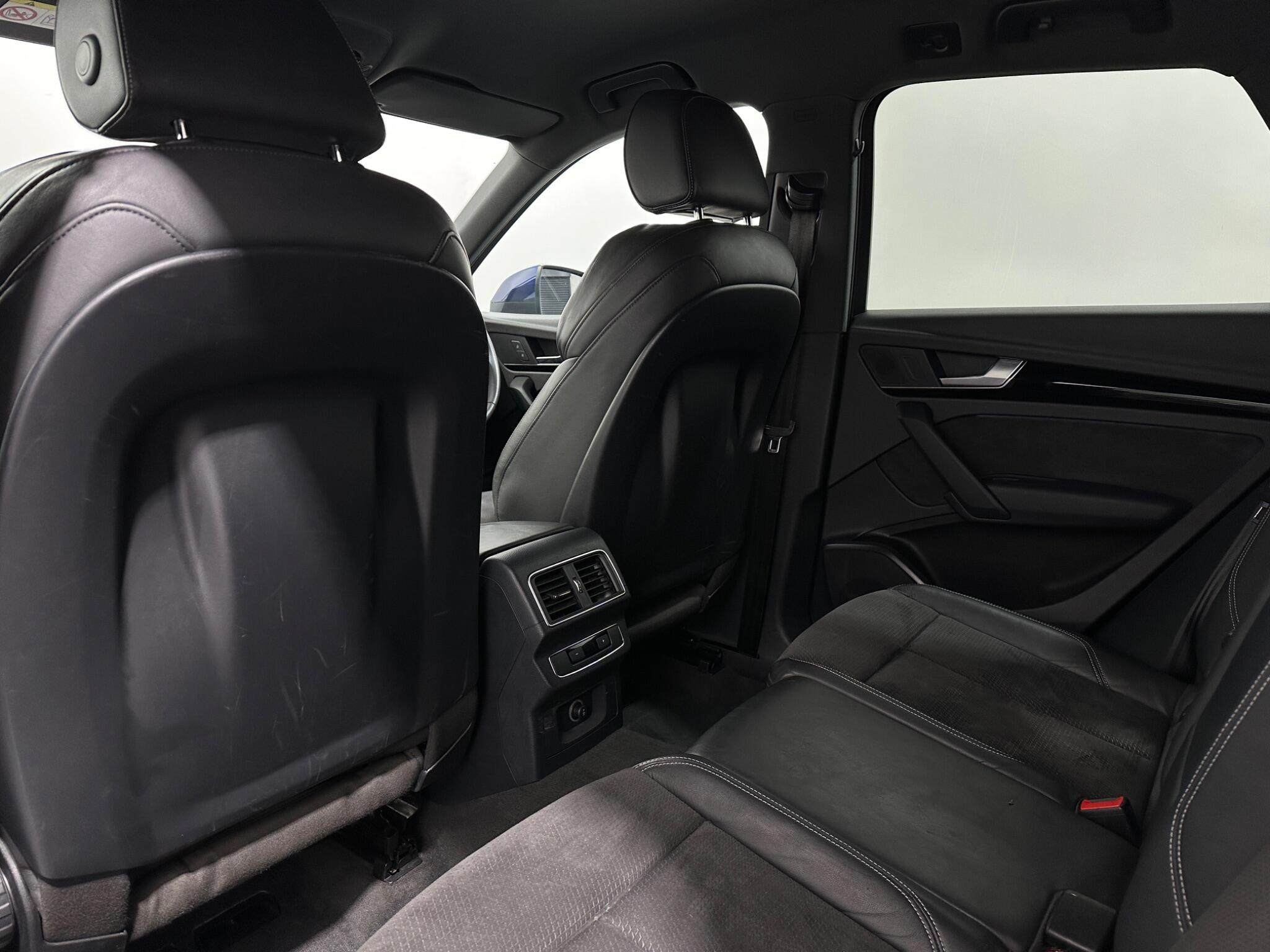 Audi Q5 view 37