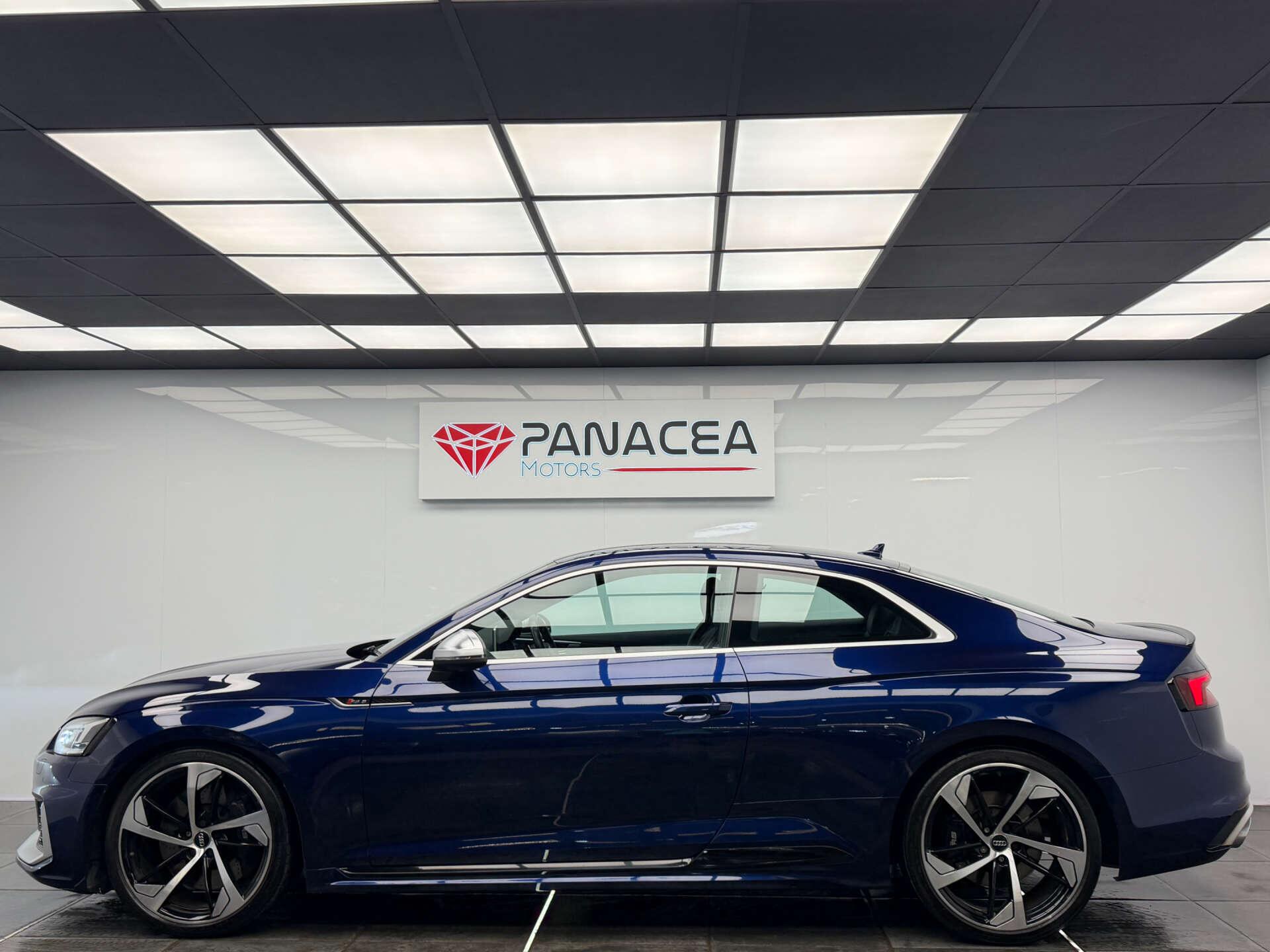 Audi RS5 view 2