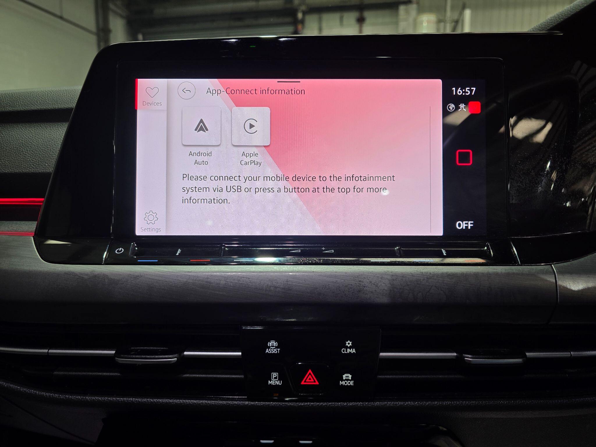 Volkswagen Golf view 8