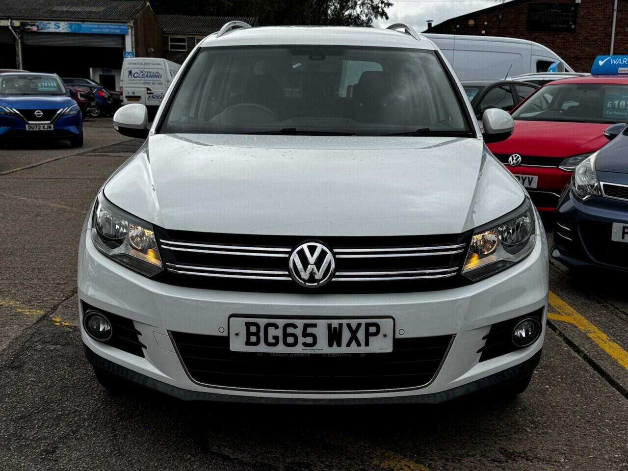 Volkswagen Tiguan view 16