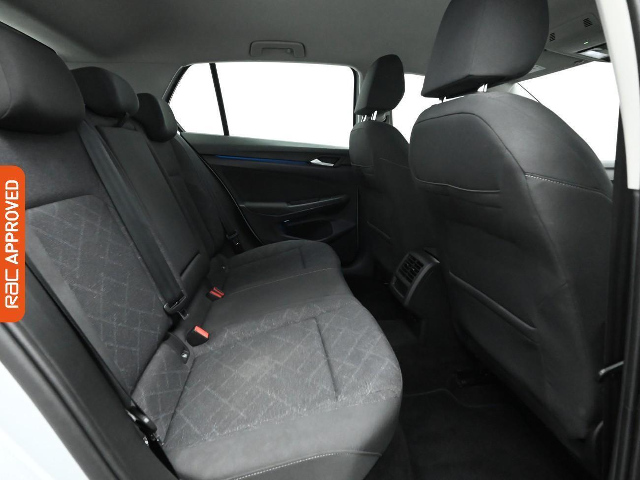 Volkswagen Golf view 13