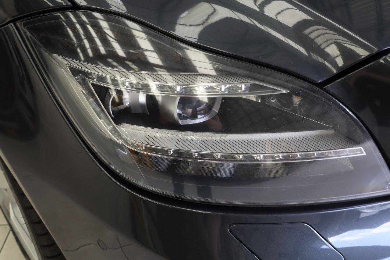Mercedes-Benz CLS view 8