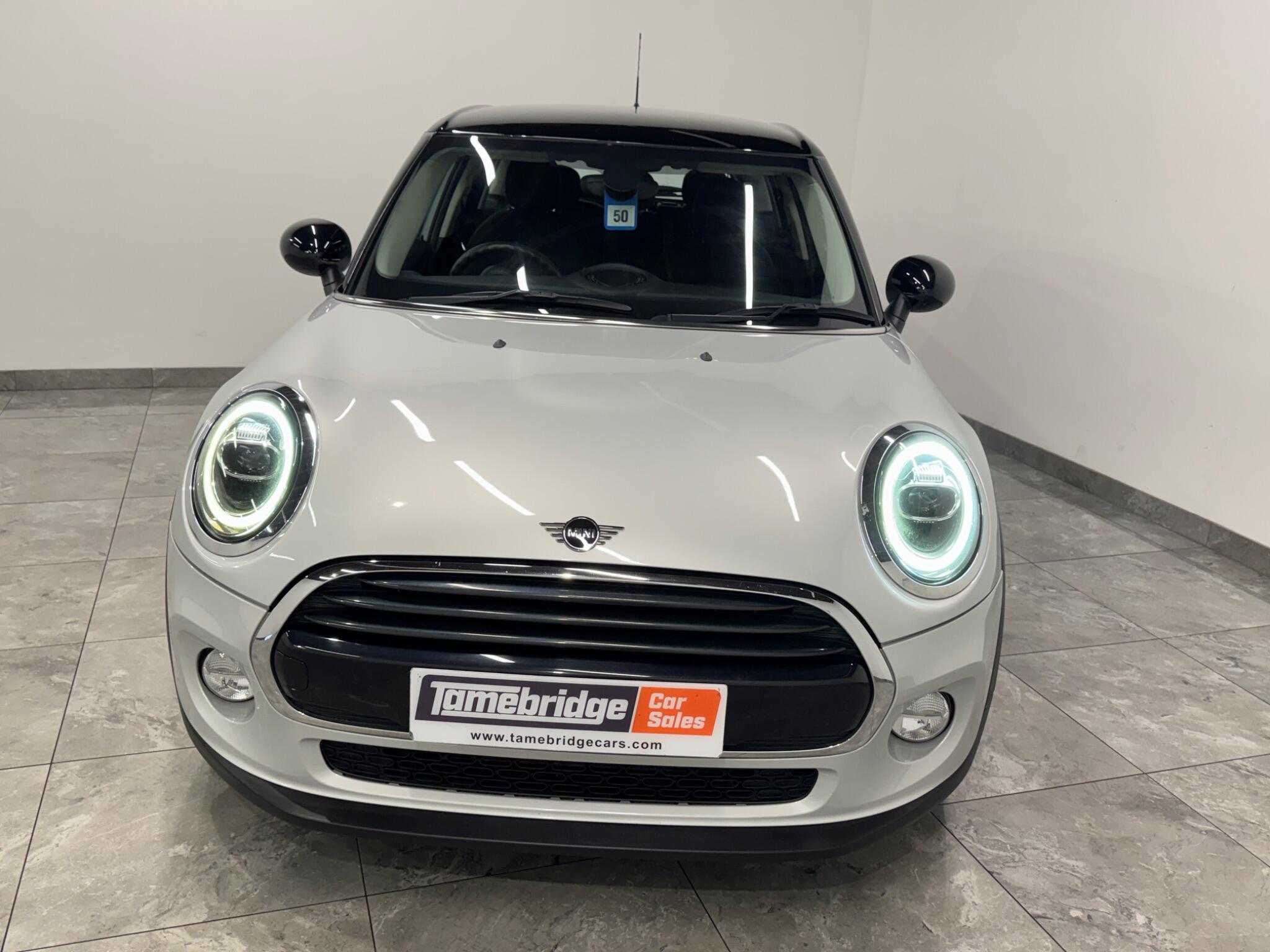 Mini Hatch view 3
