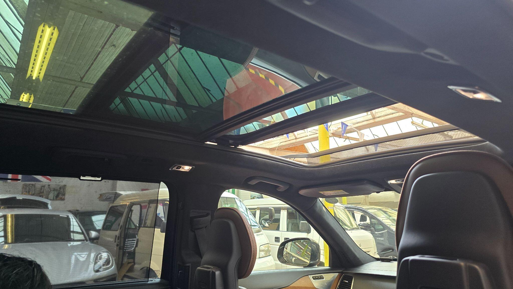 Volvo XC90 view 22