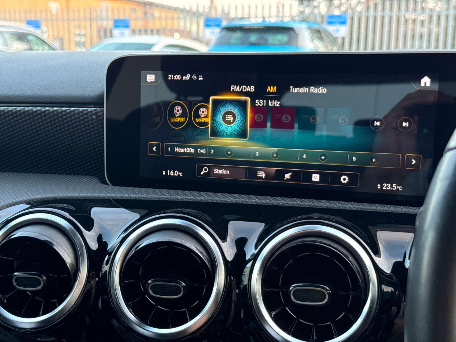 Mercedes-Benz A Class view 70