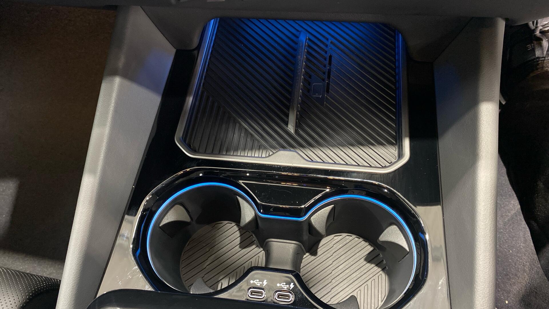BMW i5 view 35