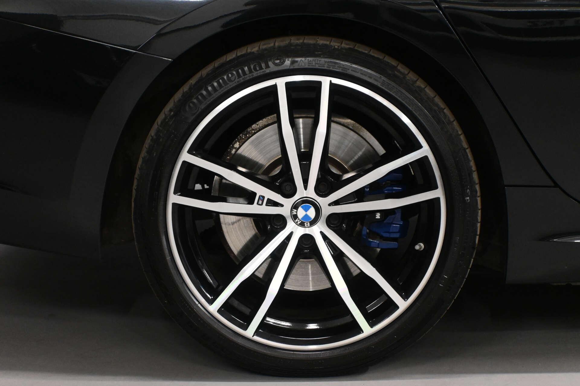BMW 3 Series view 34