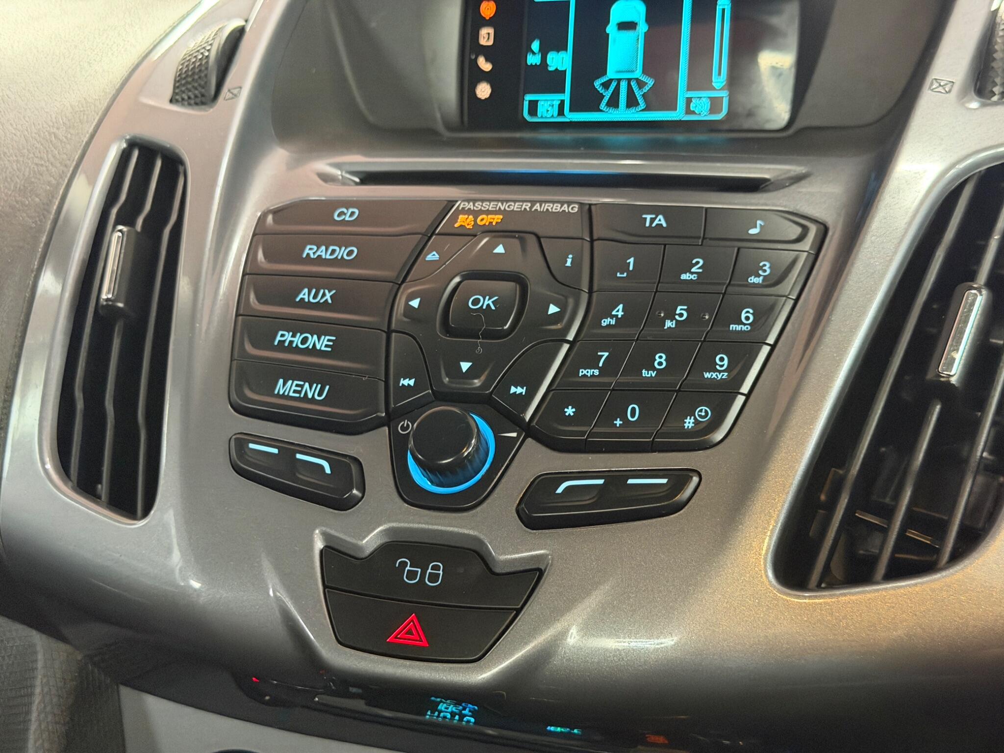 Ford Grand Tourneo Connect view 29