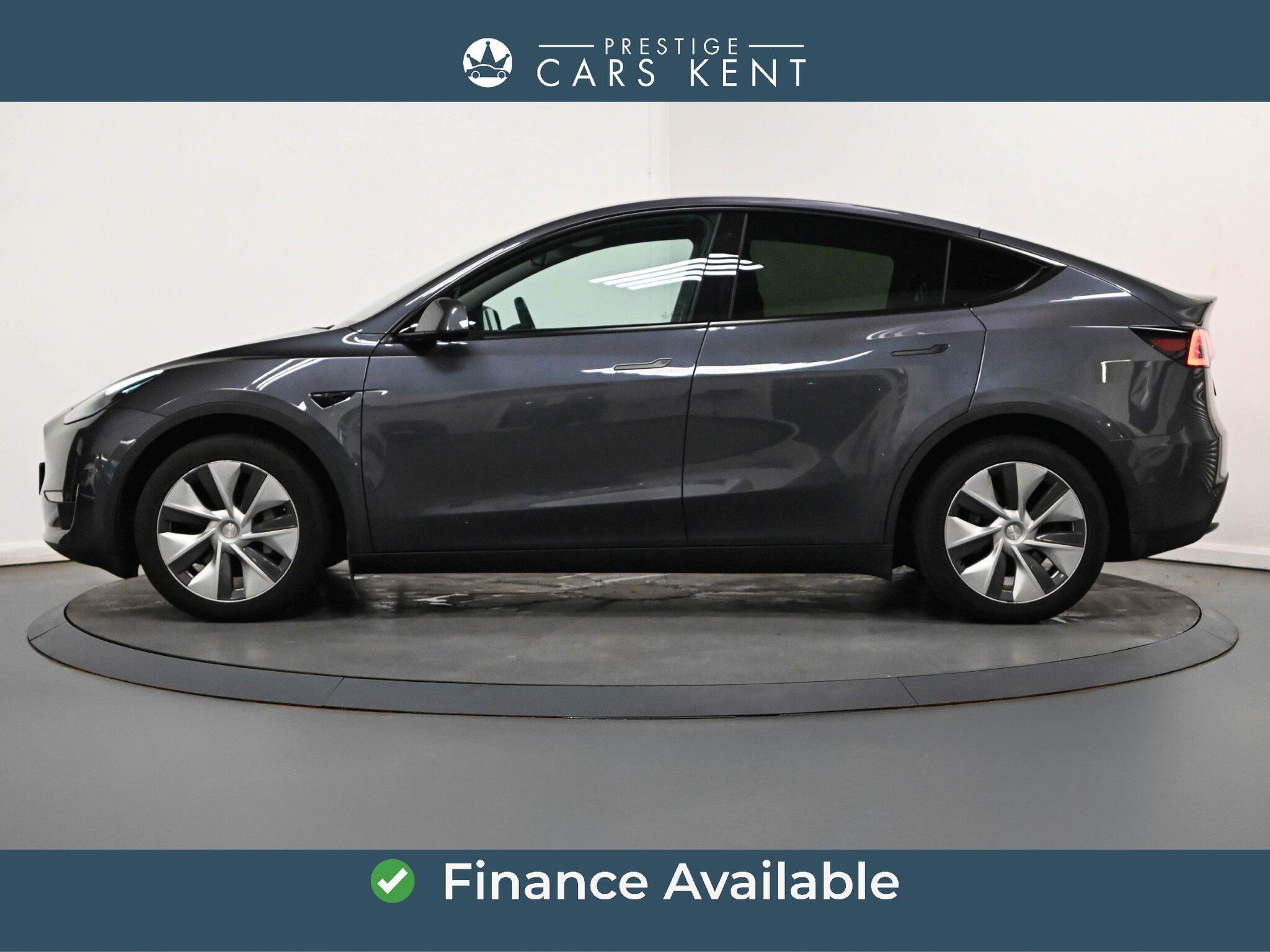 Tesla Model Y view 4
