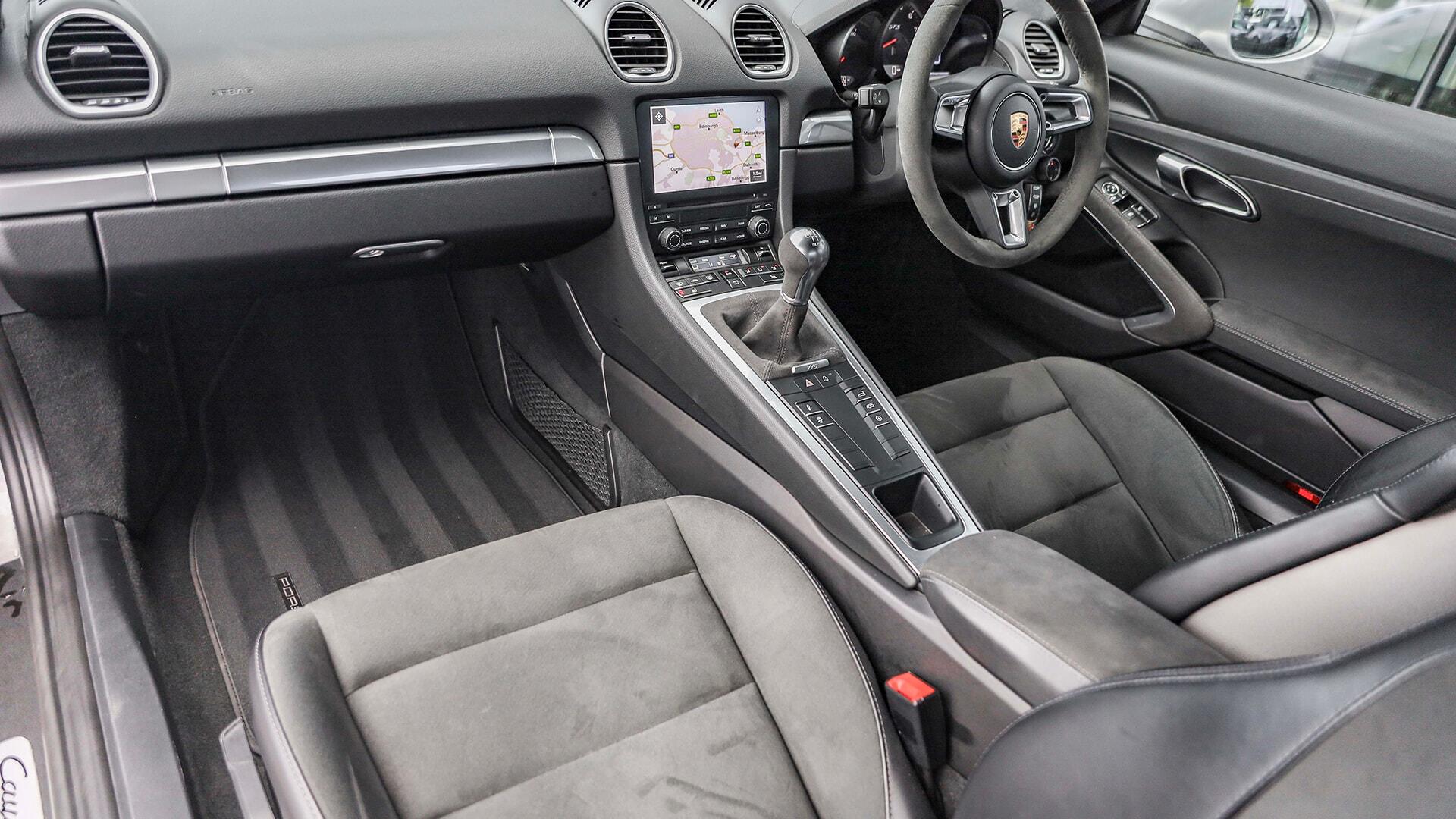 Porsche Cayman view 3