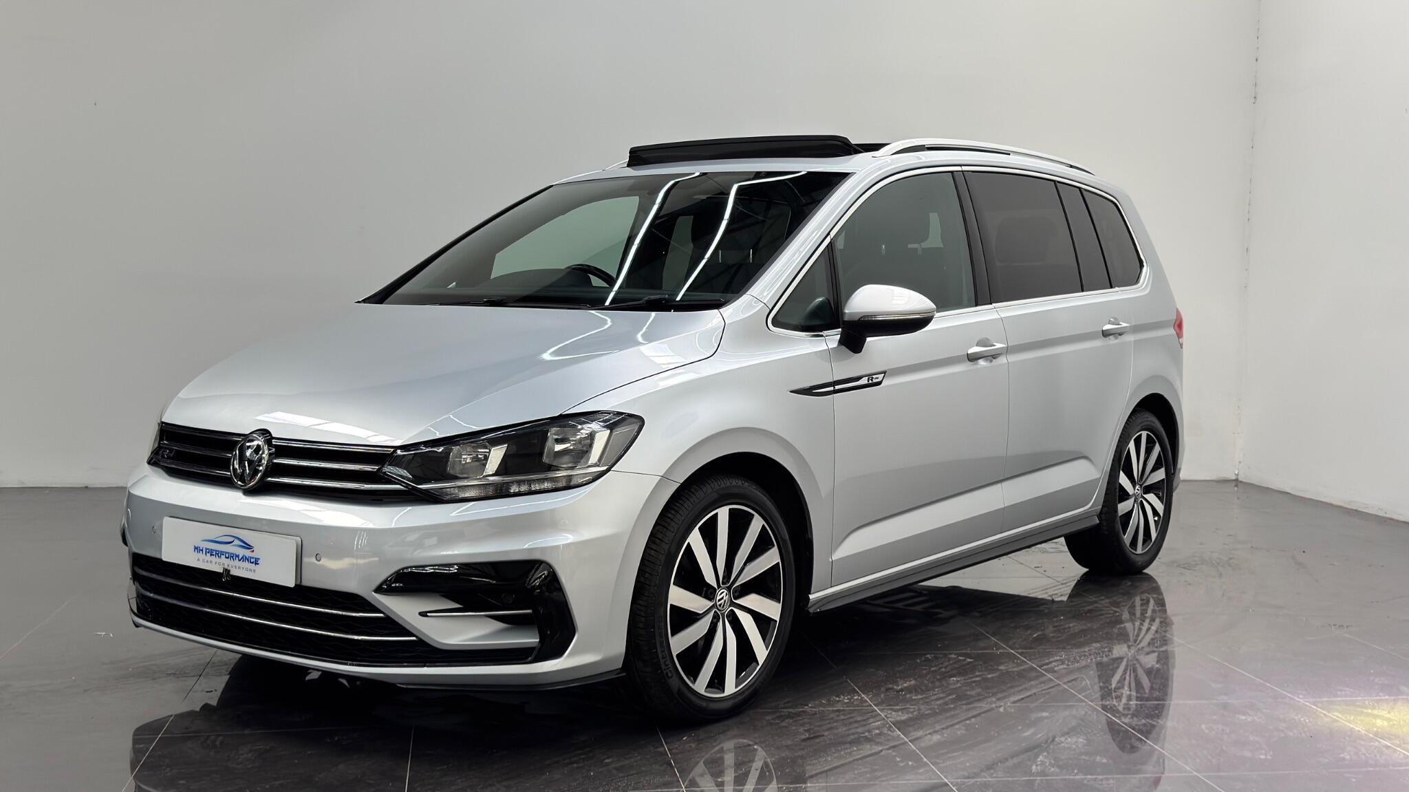 Volkswagen Touran view 21