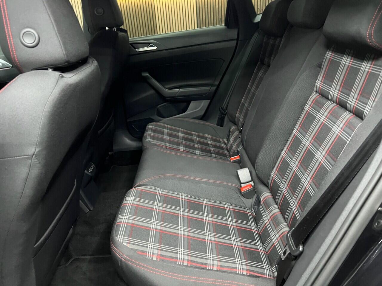 Volkswagen Polo view 45