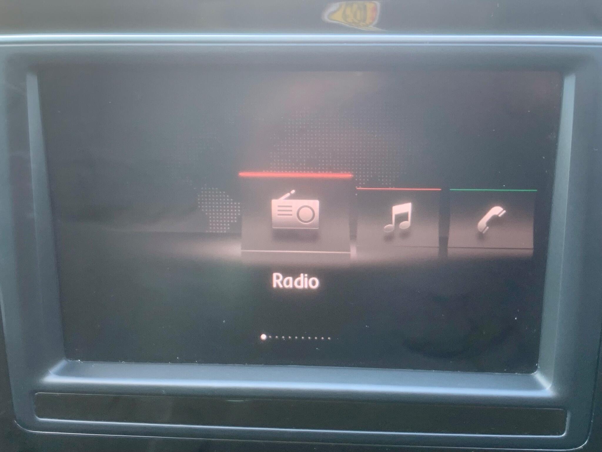 Volkswagen Passat view 42
