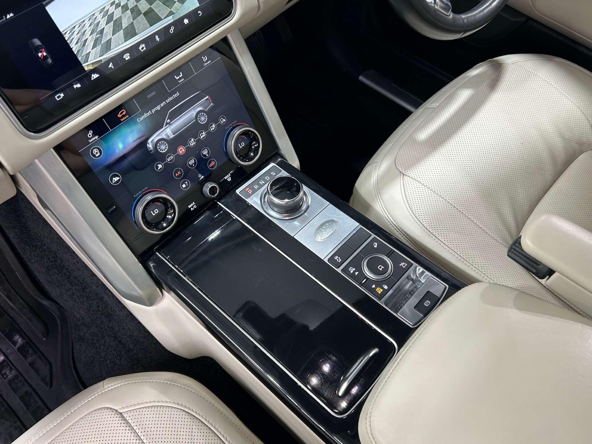 Land Rover Range Rover view 33