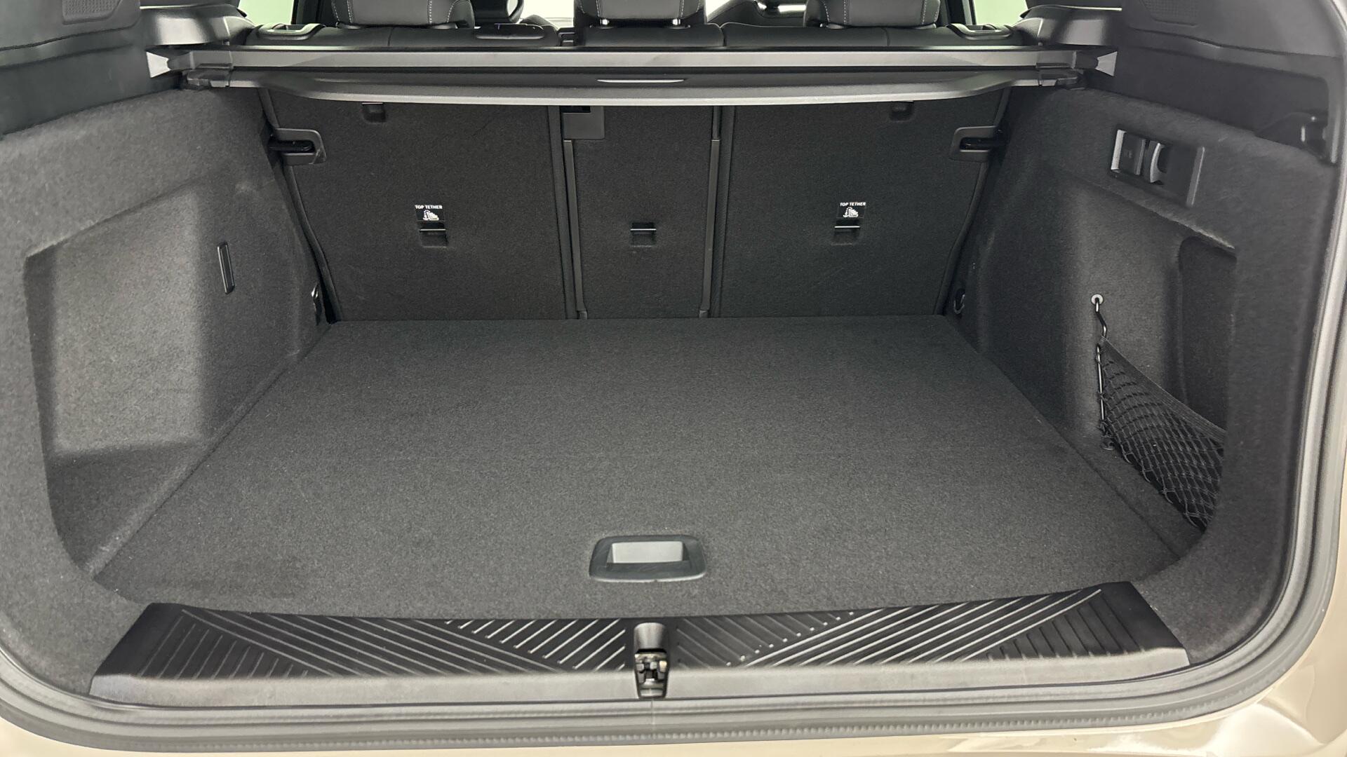 BMW X3 view 13