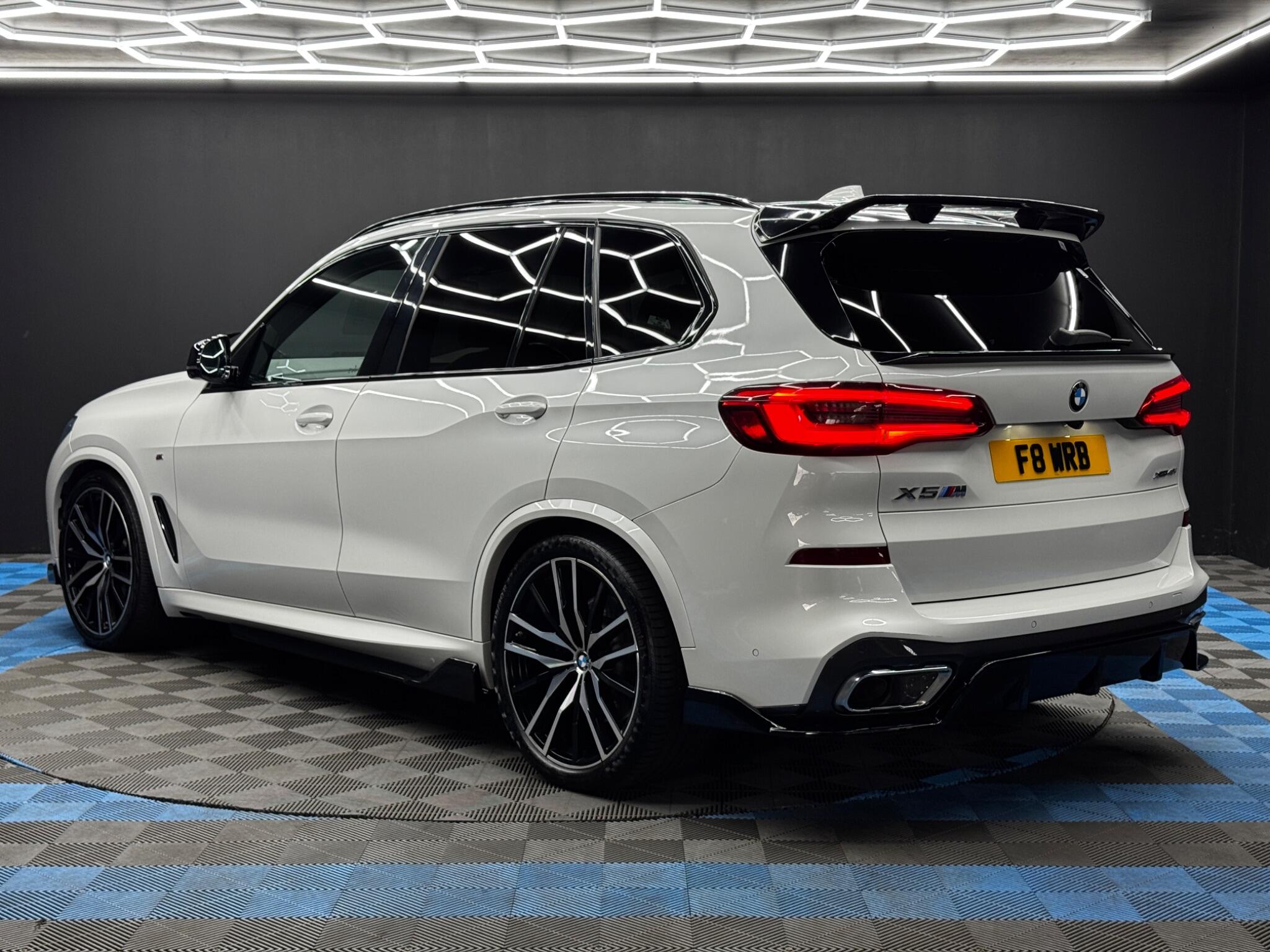 BMW X5 view 7