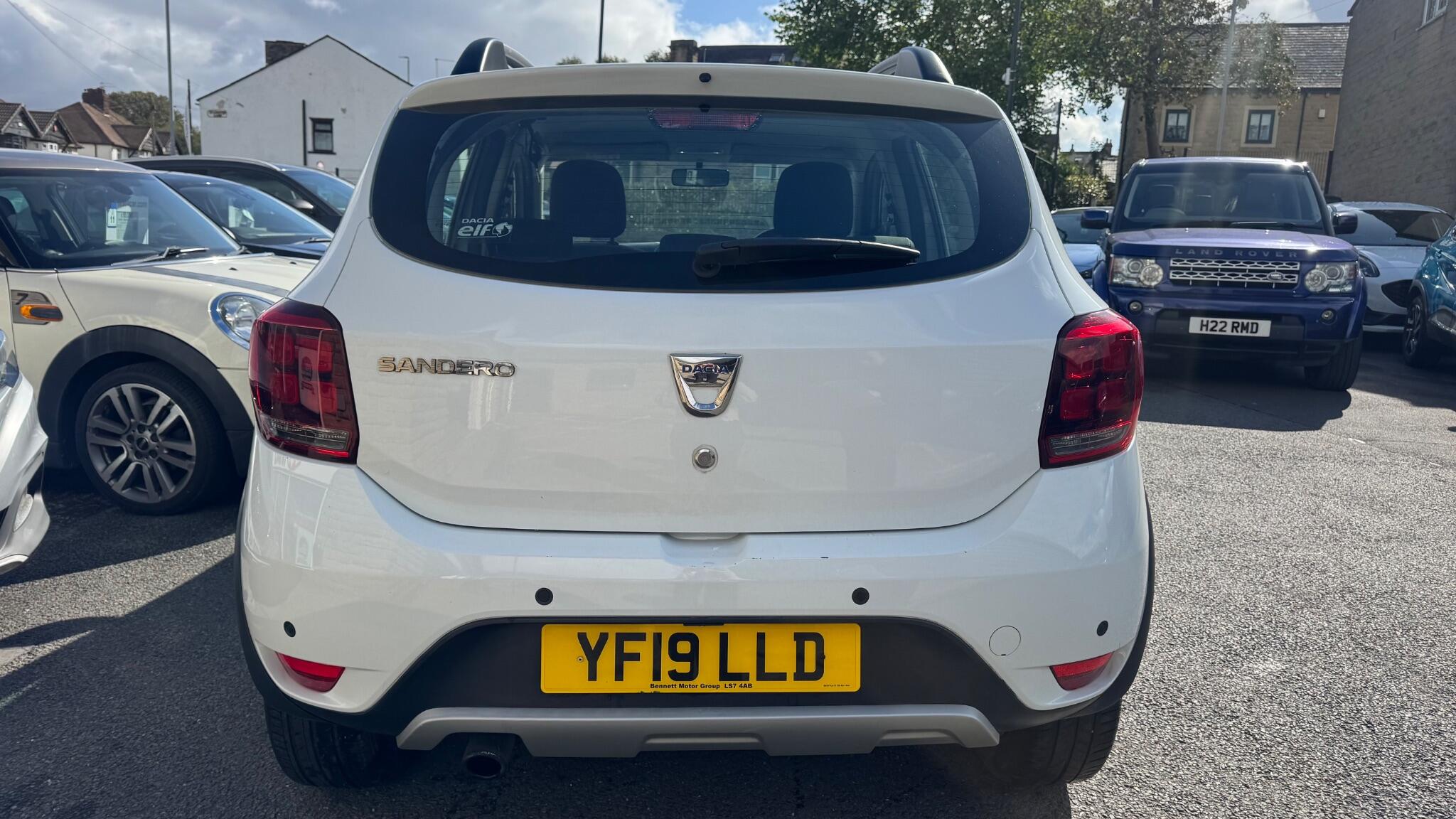 Dacia Sandero view 5