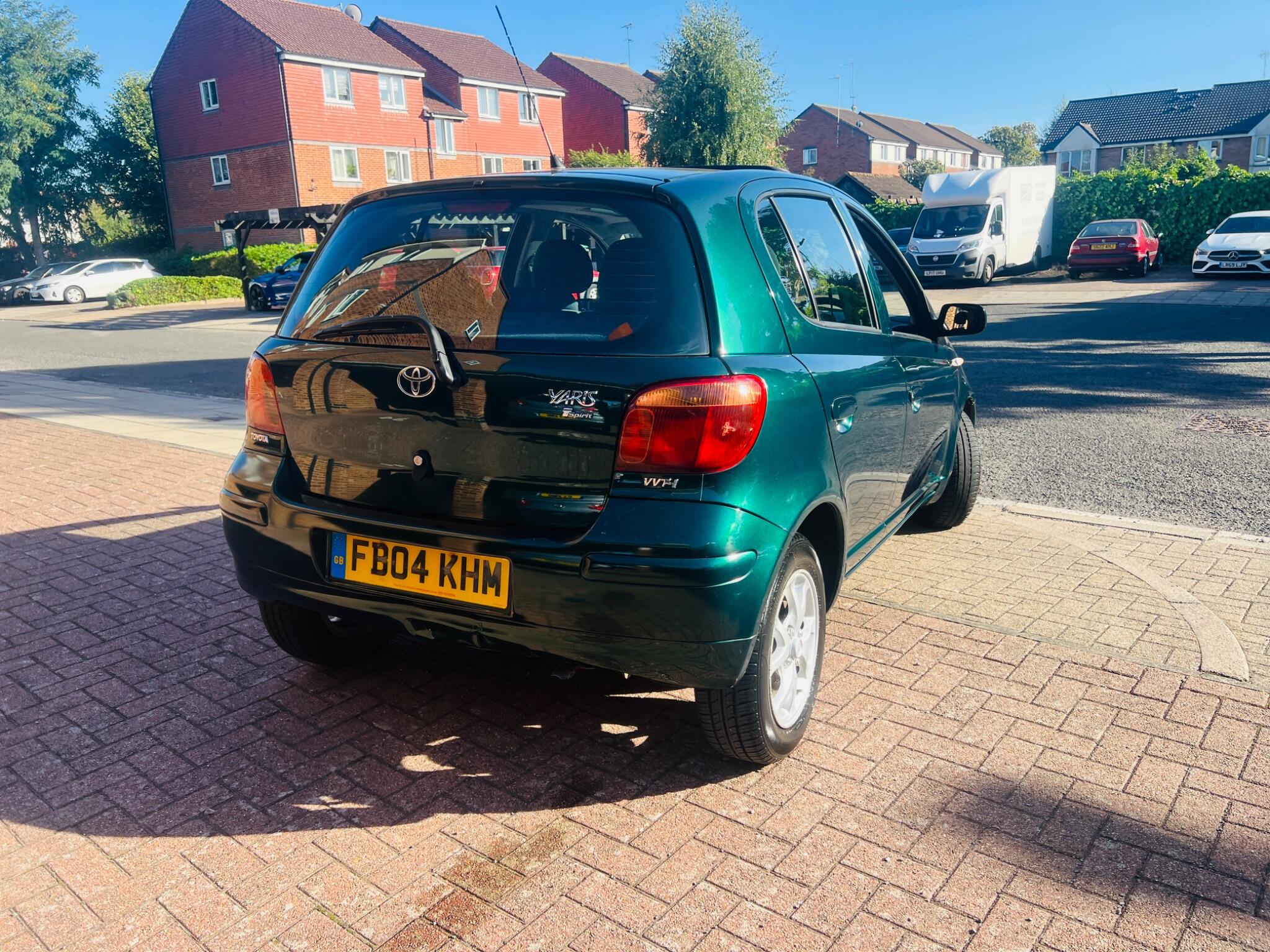 Toyota Yaris view 25