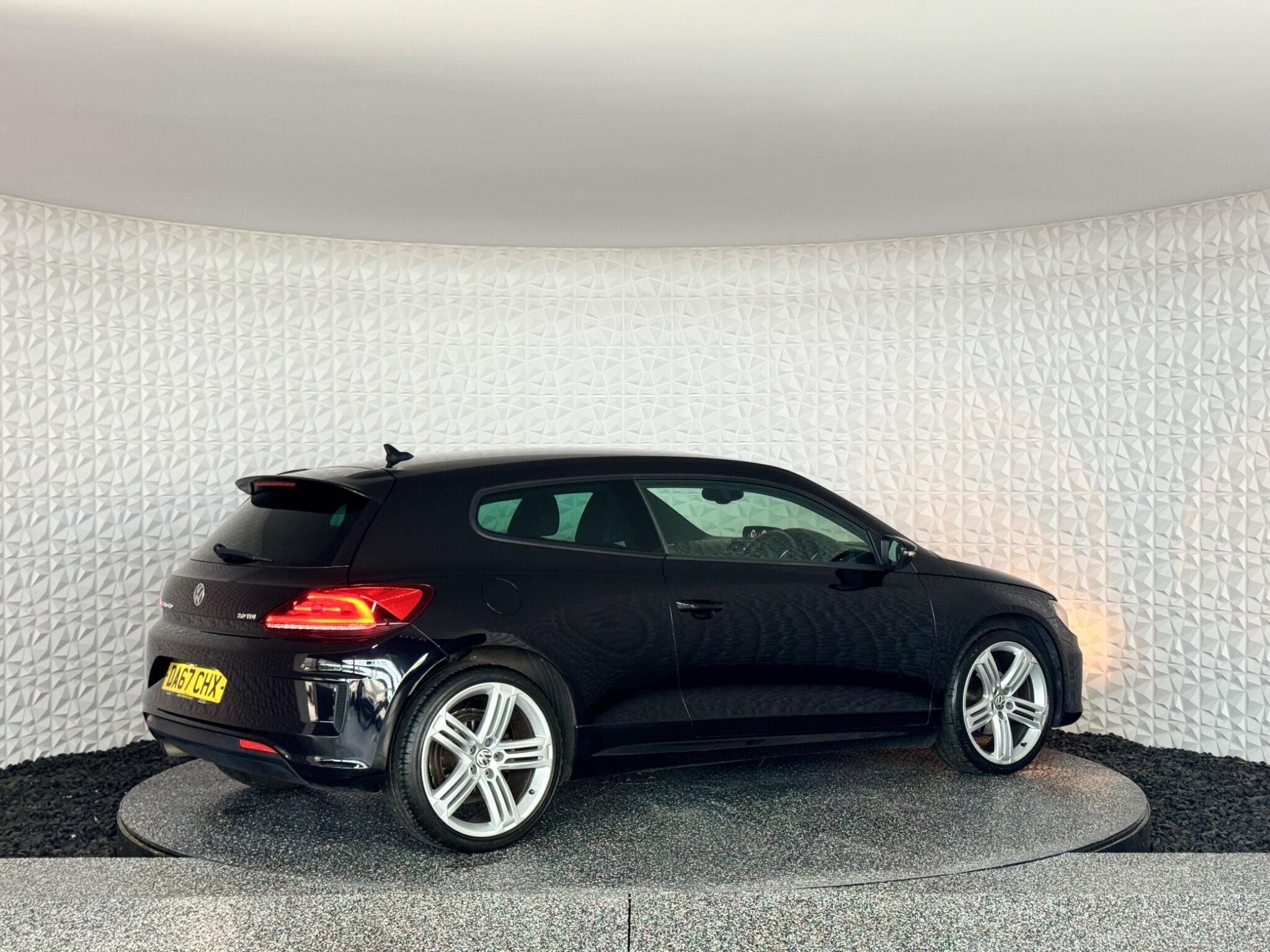 Volkswagen Scirocco view 11