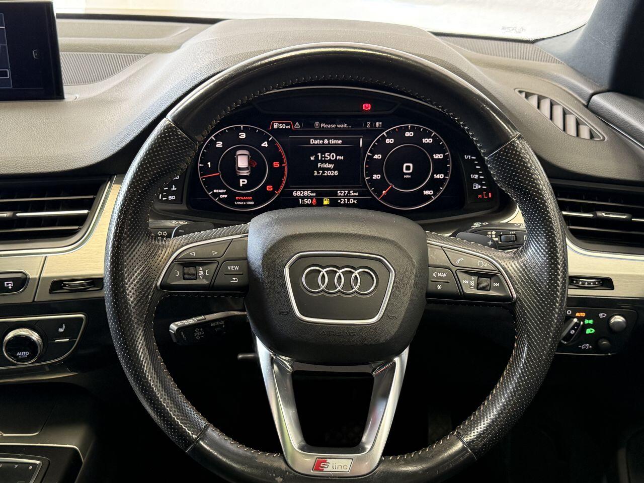 Audi Q7 view 37