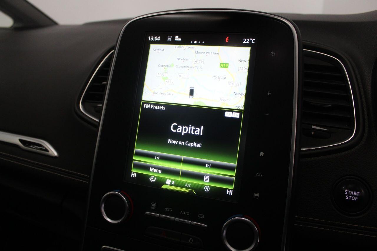 Renault Grand Scenic view 39