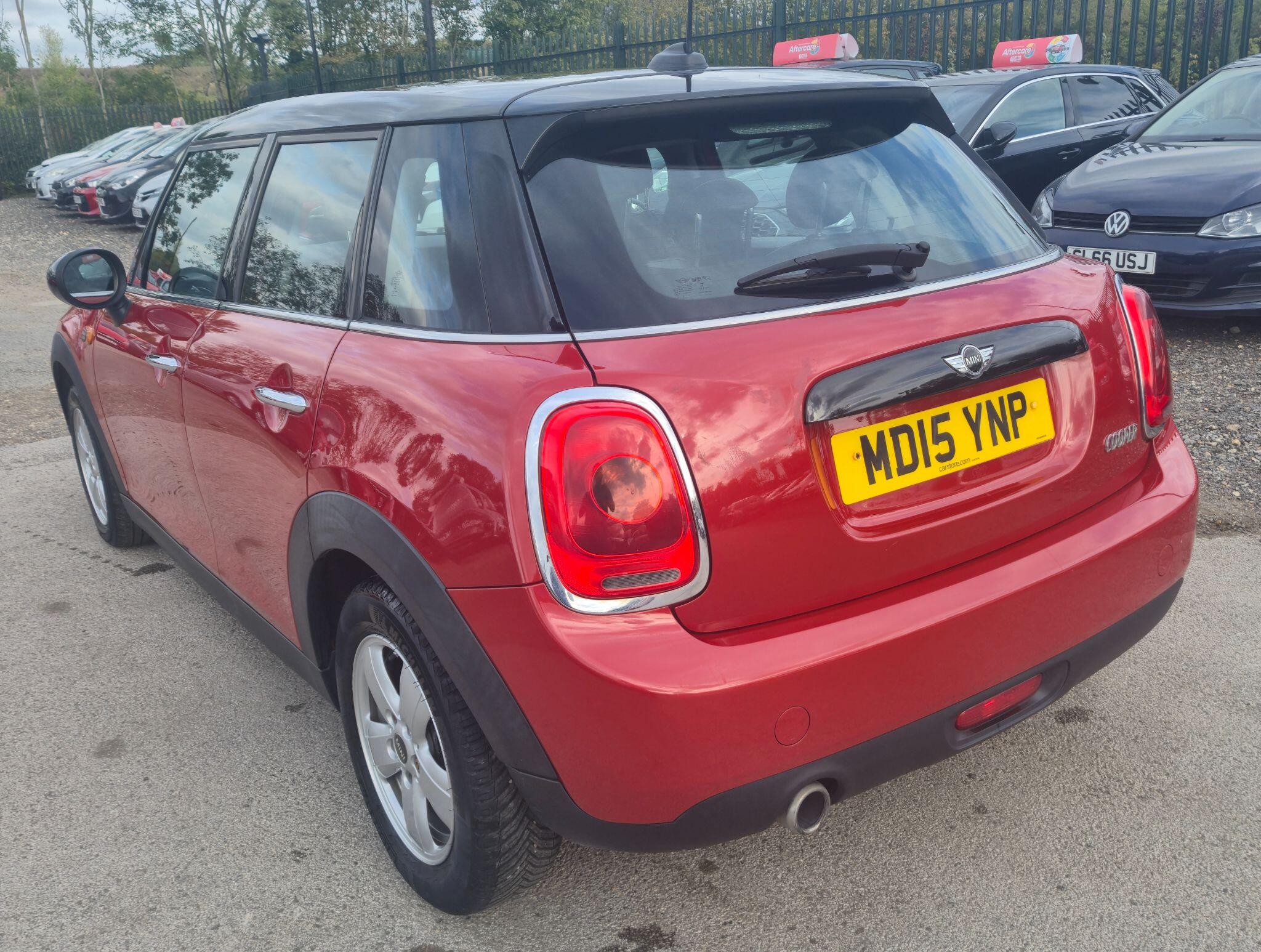 Mini Hatch view 10